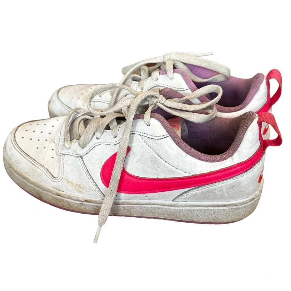 Nike Athletic‎ Shoes